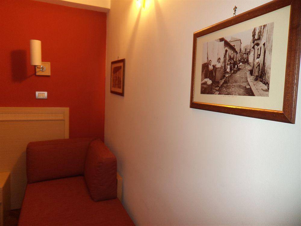 Catania Crossing B&B - Rooms & Comforts Extérieur photo